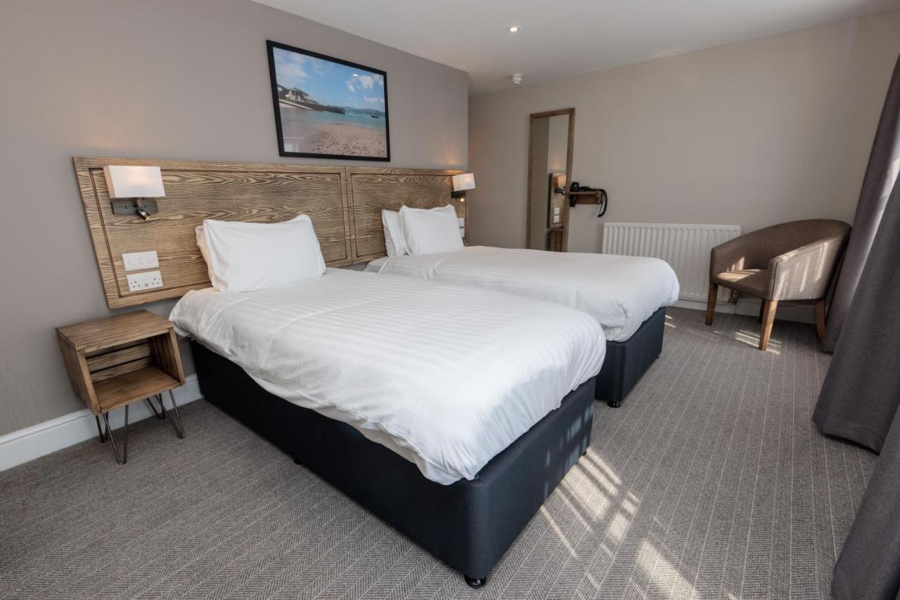 Dovey Inn Aberdyfi Buitenkant foto